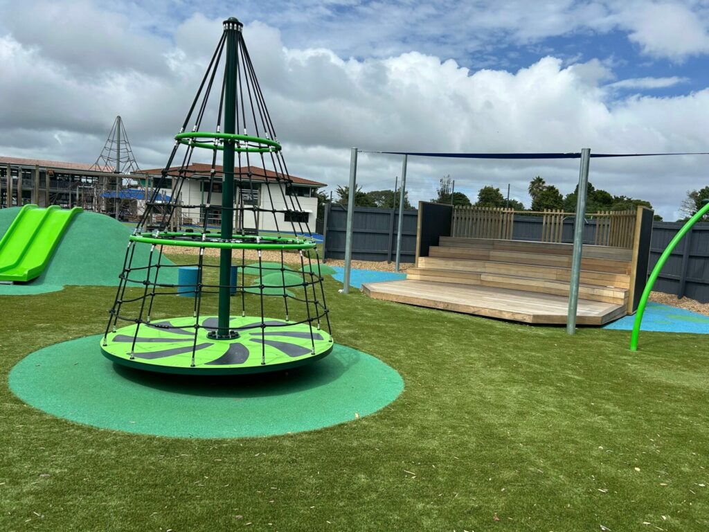 Orex Spinner | Park Supplies and Playgrounds